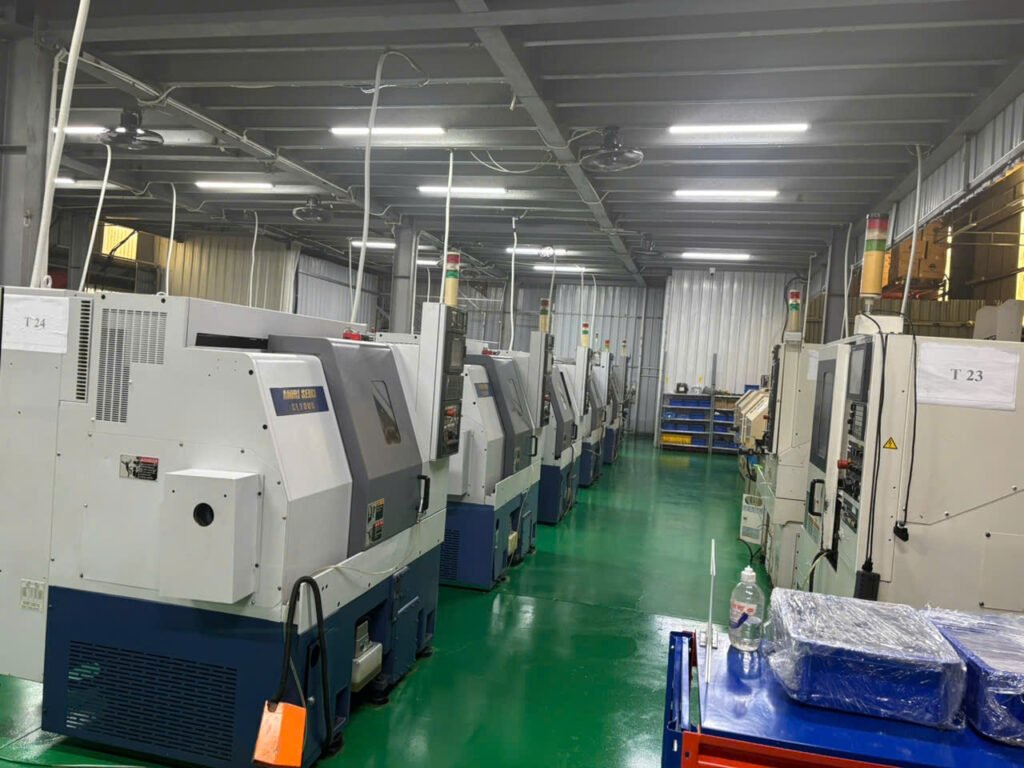 Precision CNC Machining MFG ()